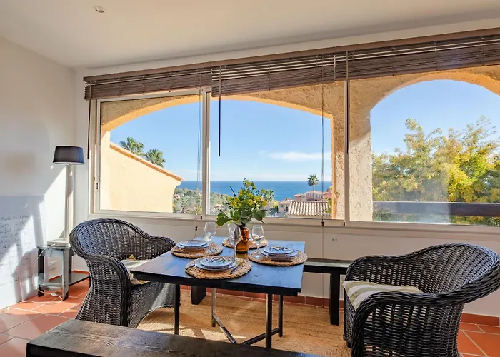 Apartment Les Mimosas By Interhome